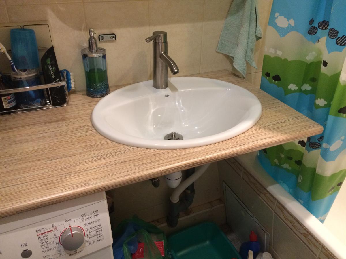 Столешница в ванной под раковину