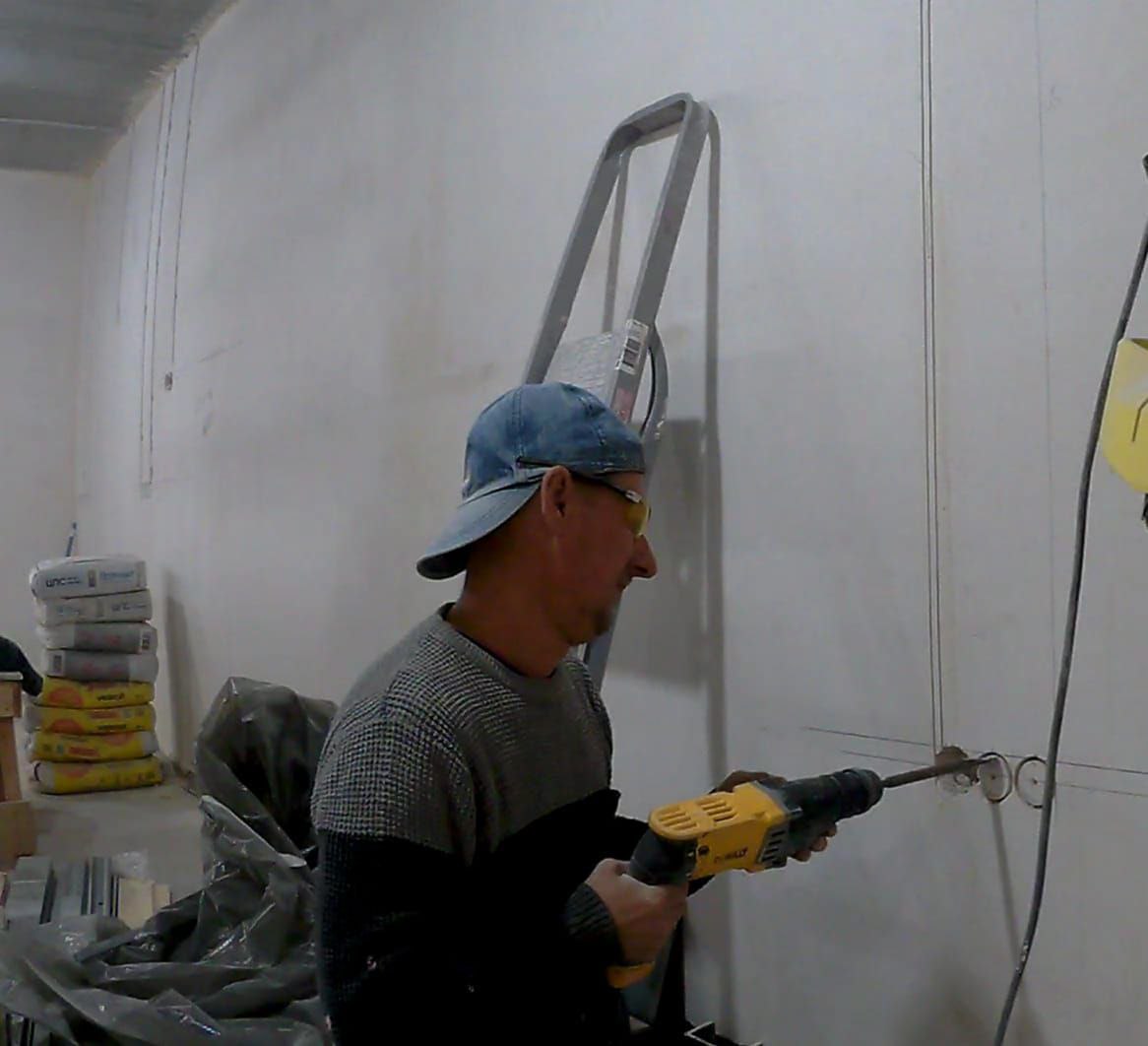 креативы ремонт квартир. рабочие по ремонту квартир. смета на ремонт квартиры. сколько занимает ремонт квартиры. мастер по ремонту квартир.