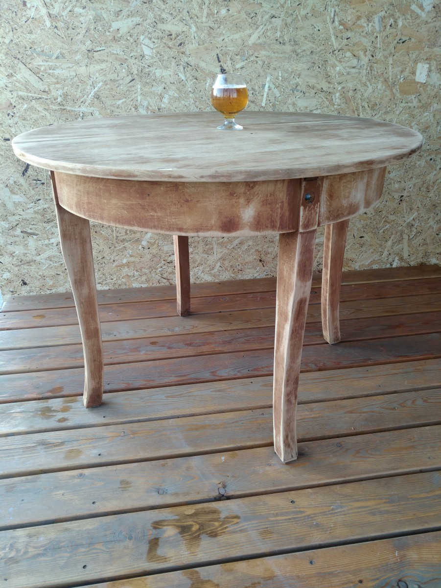 реставрация круглого деревянного стола