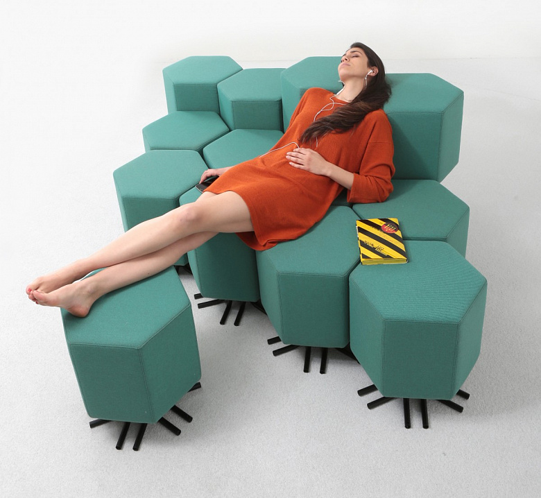 фото:Интерактивная мебель: диван будущего