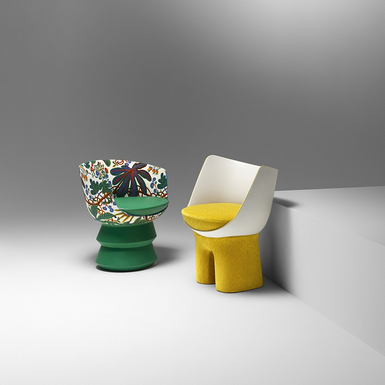 фото:Яркие стулья от грандов моды