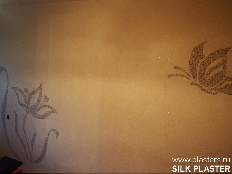 Цветок и бабочка - ремонт с жидкими обоями SILK PLASTER фото:Цветок и бабочка - ремонт с жидкими обоями SILK PLASTER
