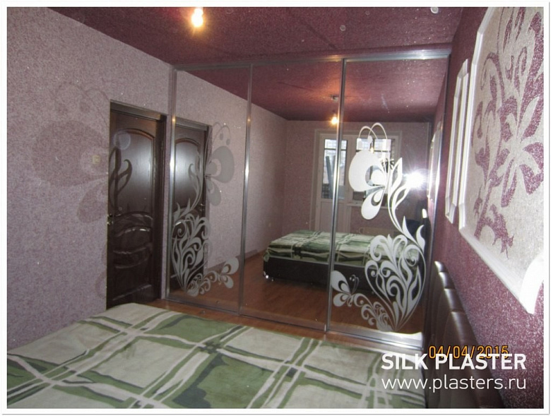 фото:Картинки на стене - ремонт спальни с жидкими обоями SILK PLASTER