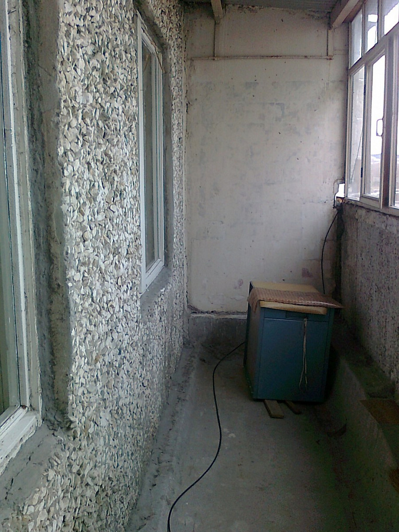 фото:Уголок для релакса в каменных джунглях. Лоджия.