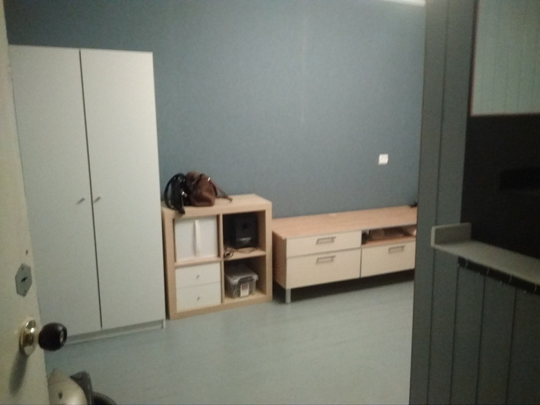 фото:Комната в коммунальной квартире для молодого человека