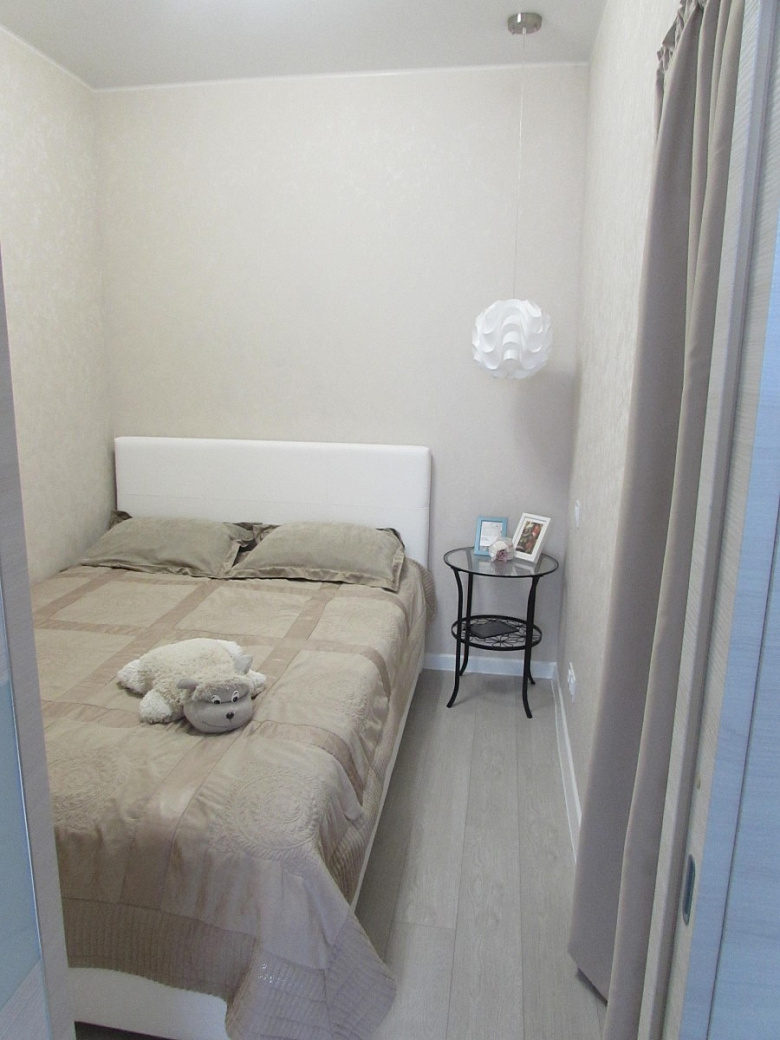 Спальня без окна: можно ли обустроить уютное пространство для сна и как это сделать