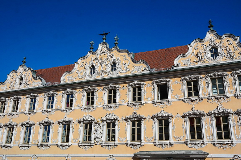 фото:«Дом сокола» в Вюрцбурге