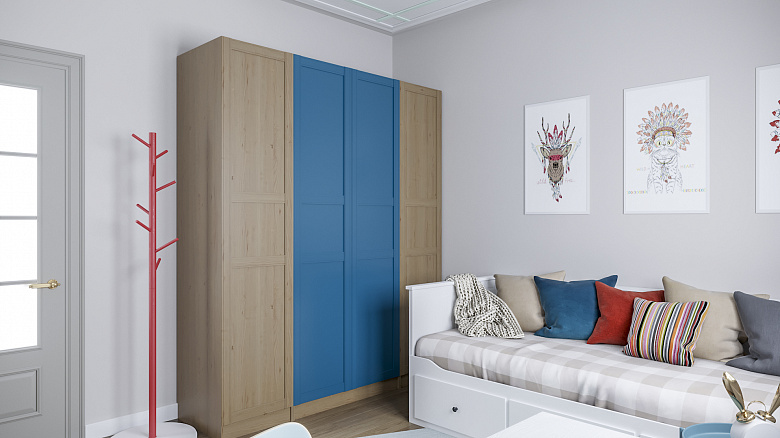 фото:В этом помещение достаточно простой платяной шкаф с добавлением смелого цвета на фасадах