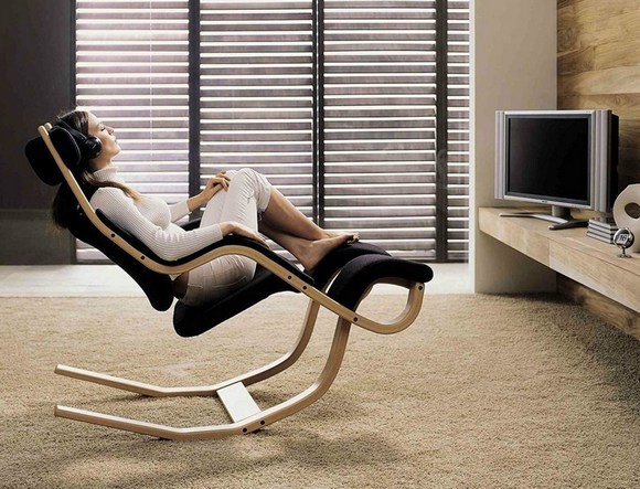 фото:Два очень странных кресла