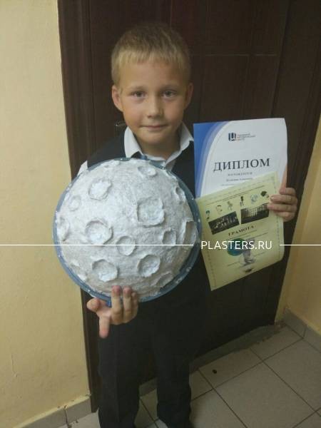 фото:Творцы мироздания - макет Луны своими руками с жидкими обоями SILK PLASTER